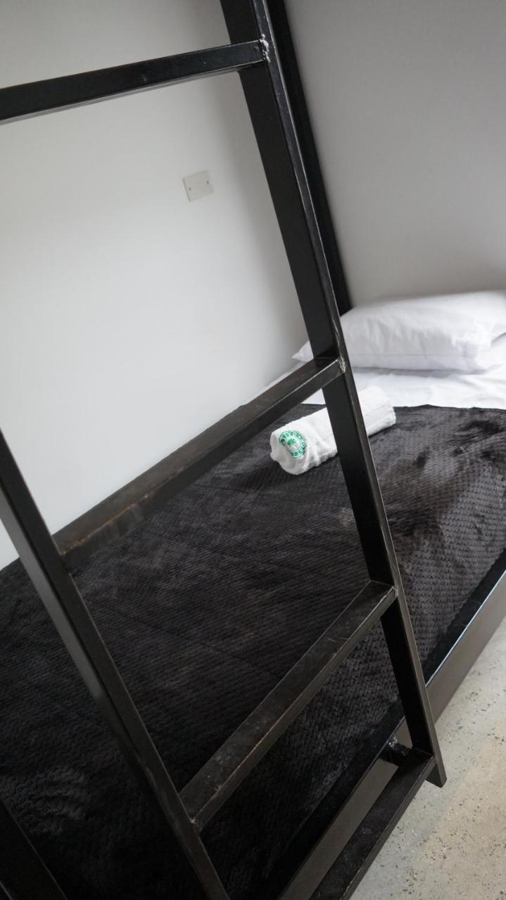 Nativo Hostel Медельин Экстерьер фото
