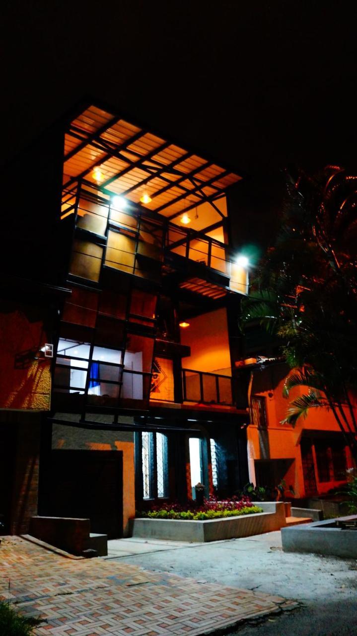Nativo Hostel Медельин Экстерьер фото