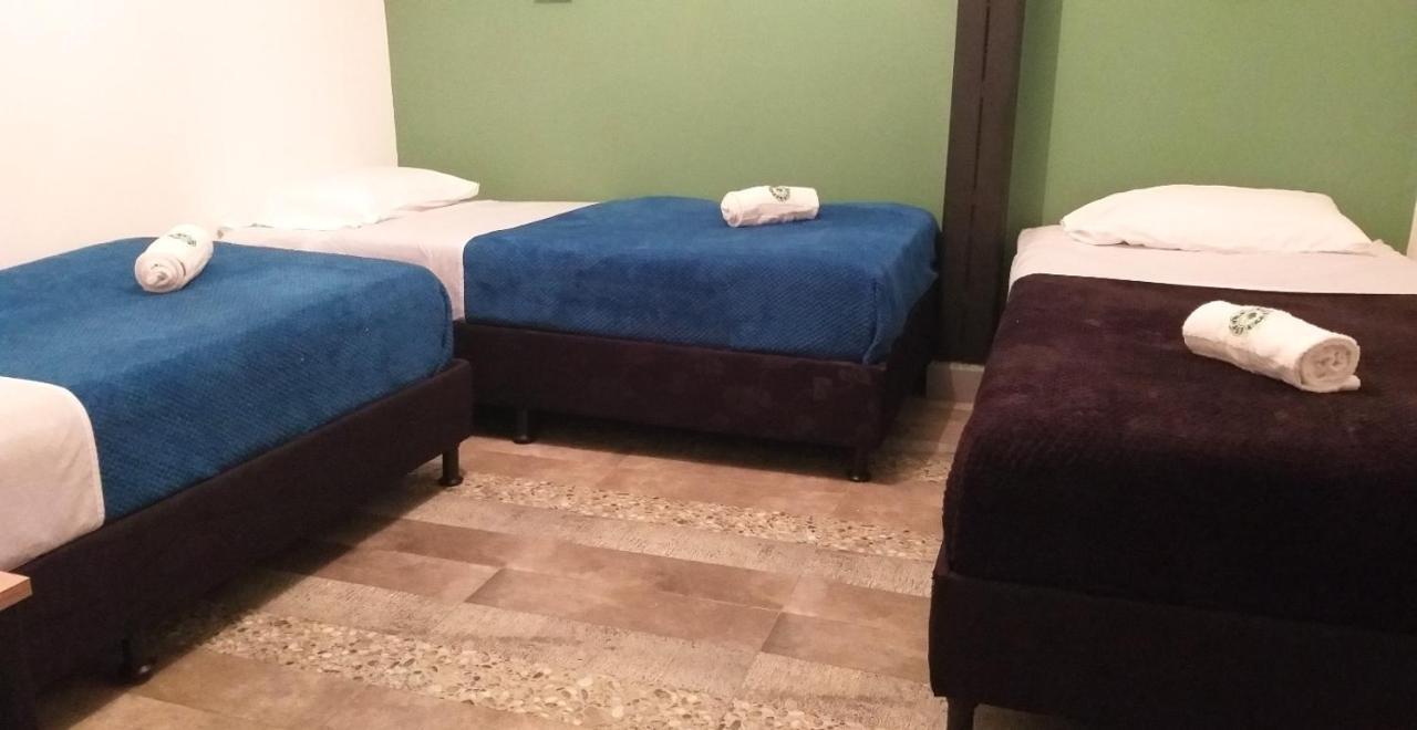 Nativo Hostel Медельин Экстерьер фото